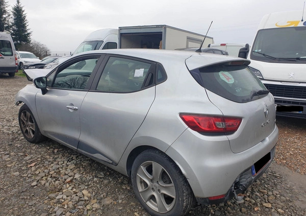 Renault Clio cena 17900 przebieg: 186000, rok produkcji 2015 z Barwice małe 106
